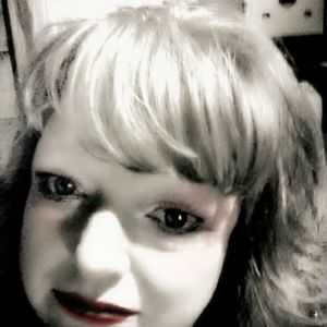 Meet your Posher, Rabecca